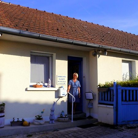 Chambres De La Nonette Senlis  Eksteriør bilde
